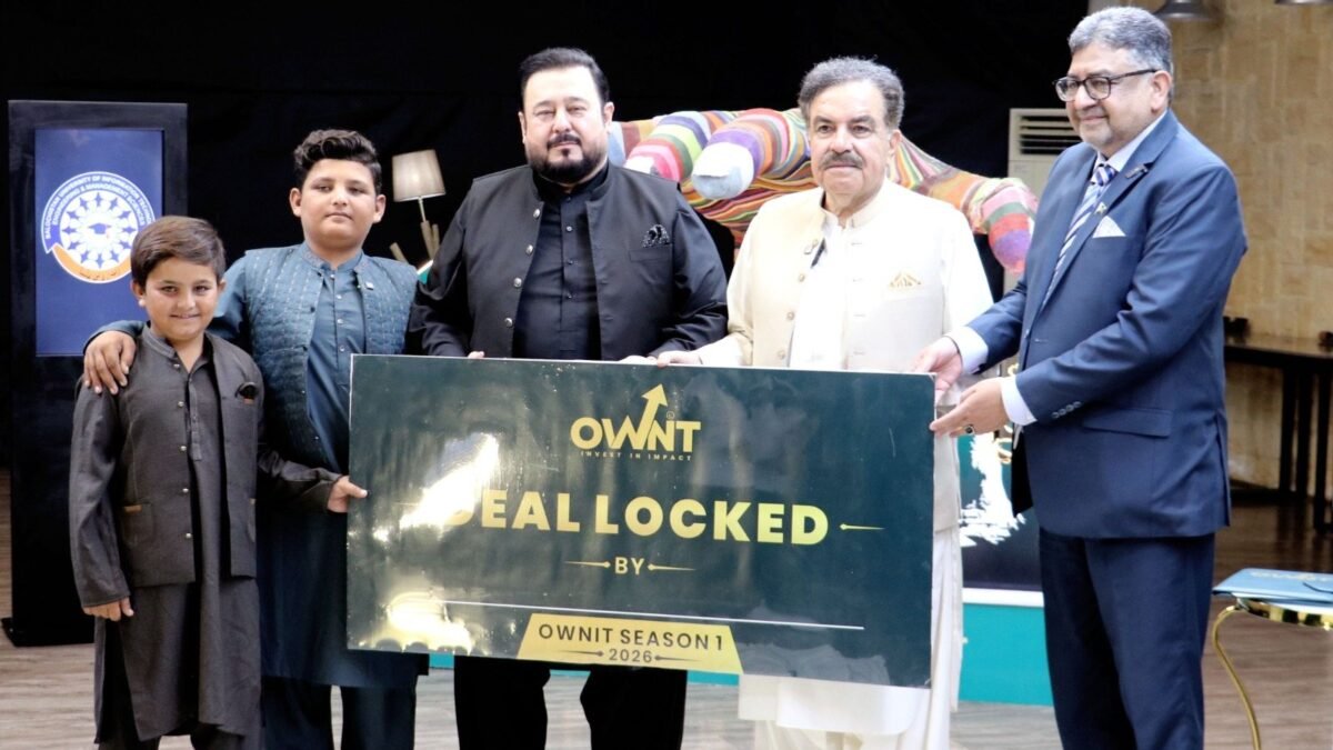 گورنر جعفر خان مندوخیل: کوئٹہ میں پہلی ڈیجیٹل انٹرپرینیورشپ ’وان ایٹ‘ کا قیام احسن اقدام
