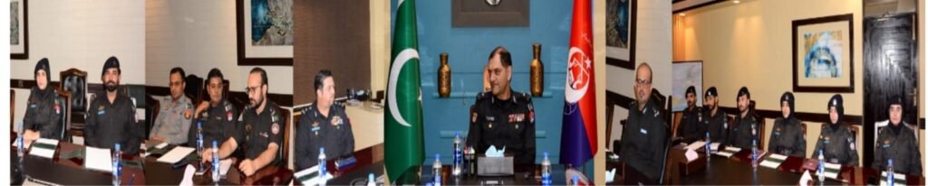 آئی جی پولیس بلوچستان محمد طاہر نئے تقرر ہونے والے ڈی ایس پیز کے منعقدہ تعارفی اجلاس سے خطاب کر رہے ہیں