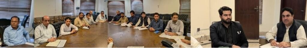 ایڈیشنل ڈپٹی کمشنر ریونیو ظہور احمد بلوچ گوادر میں ڈسٹرکٹ ہیلتھ کمیٹی کے اجلاس میں