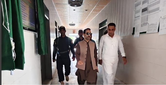 ٹیچنگ ہسپتال تربت کی ایمرجنسی میں واقعہ: ڈپٹی کمشنر کیچ کا ہنگامی دورہ، ملزمان کی فوری گرفتاری کا حکم