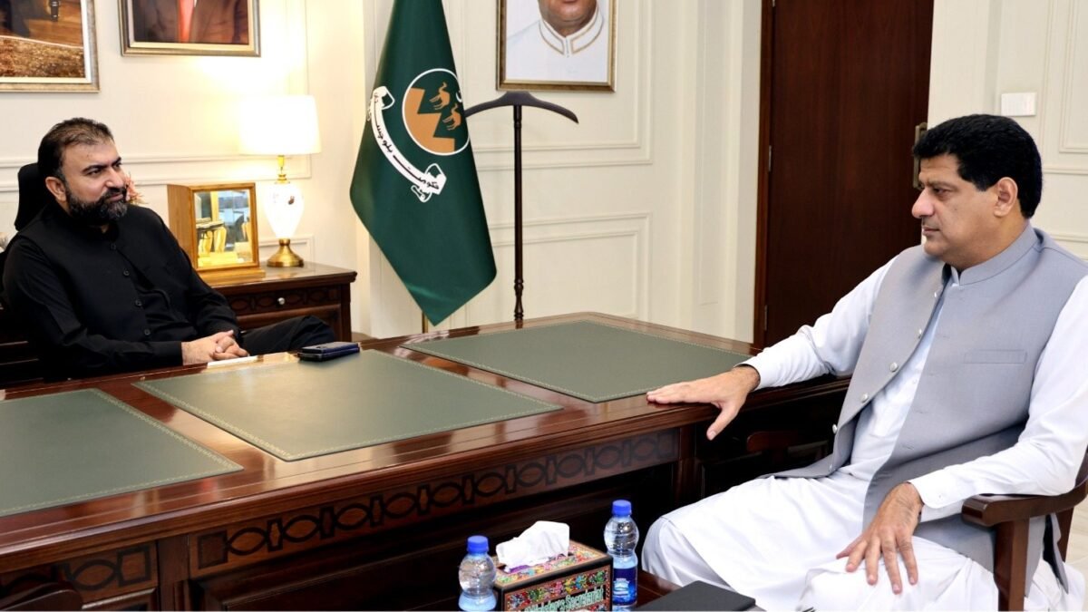 وزیر اعلیٰ سرفراز بگٹی سے ظہور بلیدی، سلیم کھوسہ، وزیر داخلہ ضیاء اللہ لانگو اور آئی جی پولیس کی ملاقاتیں