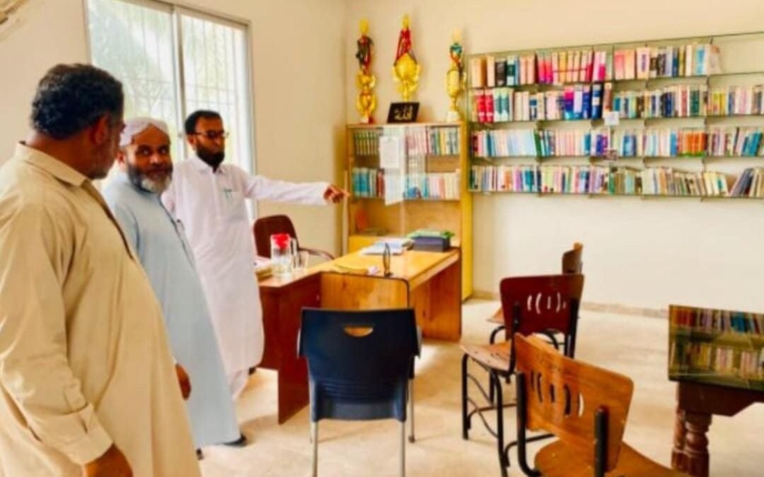 بوائز ہائی اسکول جدید گوادر کی خستہ عمارت کی مرمت آئندہ پی ایس ڈی پی میں شامل کرائیں گے: مولانا ہدایت الرحمٰن