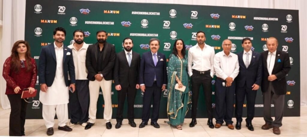 گورنر بلوچستان جعفر خان مندوخیل کا ہوسٹن شہر امریکہ میں پاکستانی کمیونٹی کے سرکردہ افراد کے ساتھ گروپ فوٹو