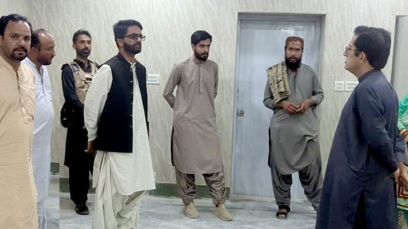 قلات: ایڈیشنل ڈپٹی کمشنر شاہنواز بلوچ کا BSDI کے زیر تعمیر آئی ٹی ہب کا دورہ، ناقص میٹریل ناقابلِ قبول قرار