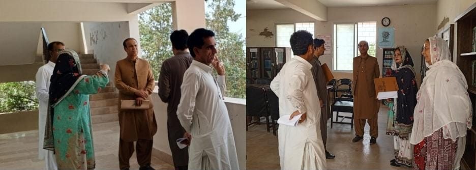 گوادر: ڈائریکٹر کالجز مانیٹرنگ برکت اسماعیل بلوچ گورنمنٹ گرلز ڈگری کالج کے مختلف شعبہ جات کا معائنہ کر رہے ہیں، اس موقع پر کالج پرنسپل سبین بلوچ بھی ان کے ہمراہ ہیں