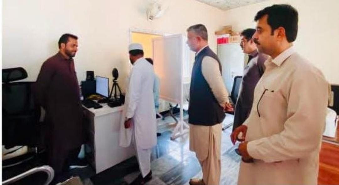 یونین کونسل سربندن میں نادرا کا ون ونڈو کاؤنٹر قائم، مولانا ہدایت الرحمن بلوچ نے افتتاح کیا