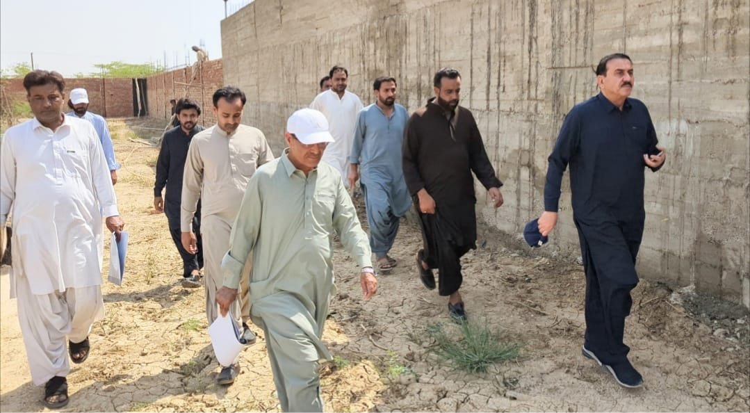 نصیرآباد: چیف انجینئر بشیر ناصر کا ترقیاتی منصوبوں کا معائنہ، معیار پر سمجھوتہ نہ کرنے کی ہدایت