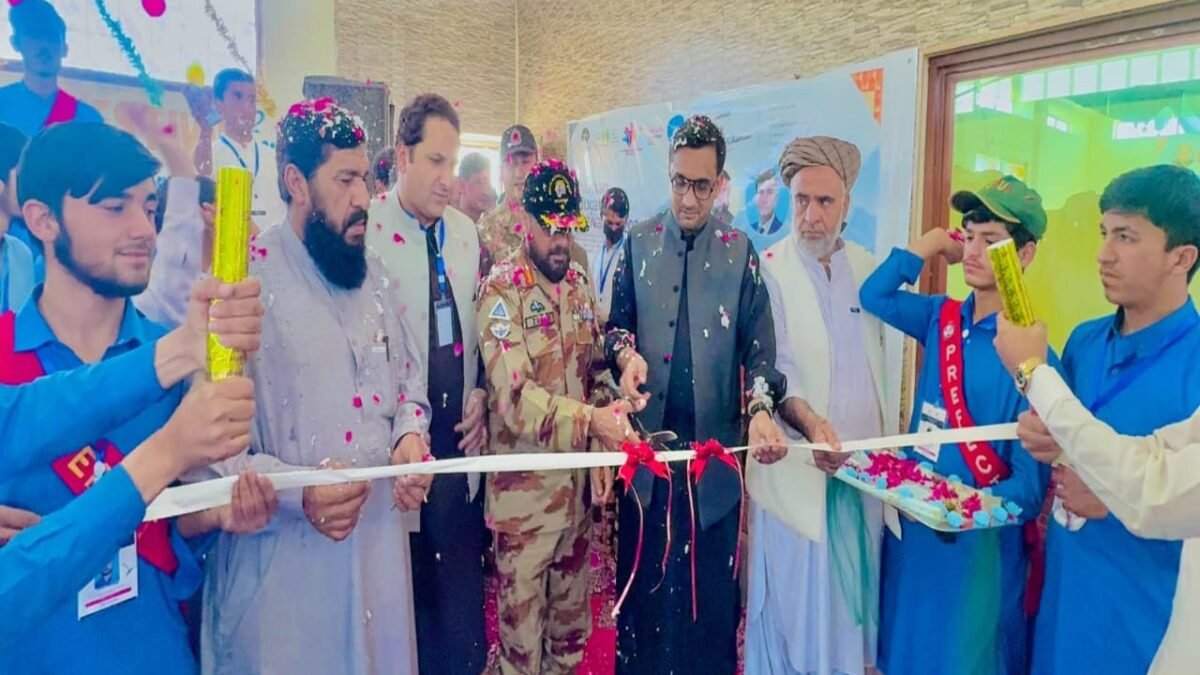 چمن میں دو روزہ ایجوکیشنل فیسٹیول کا آغاز، ڈپٹی کمشنر حبیب احمد بنگلزئی نے افتتاح کیا