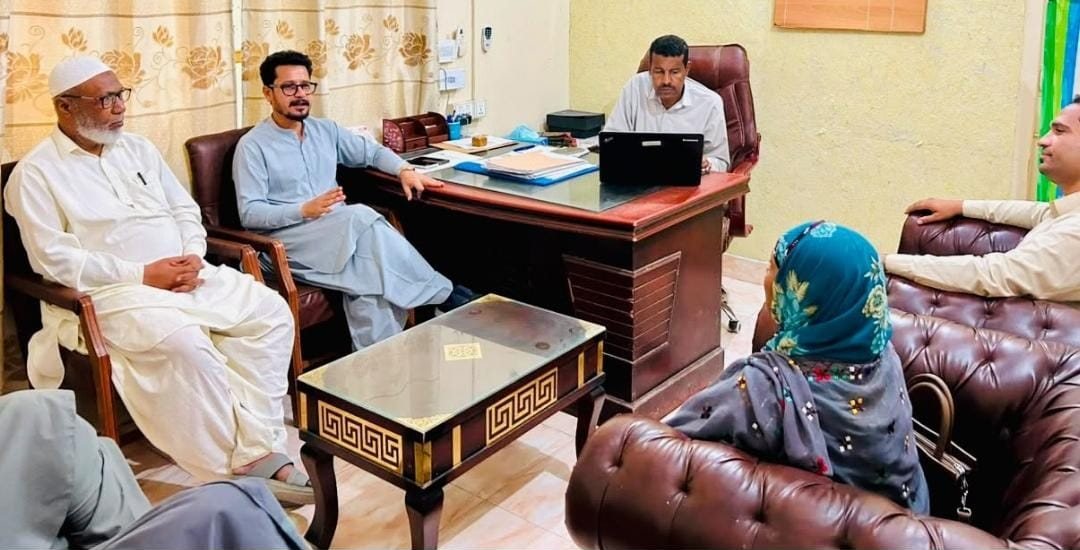 گوادر میں 5 اکتوبر کو ٹیچرز ڈے کی ضلعی تقریب گرلز ہائی اسکول میں ہوگی، ڈی ای او زاہد بلوچ کی زیرِ صدارت اجلاس