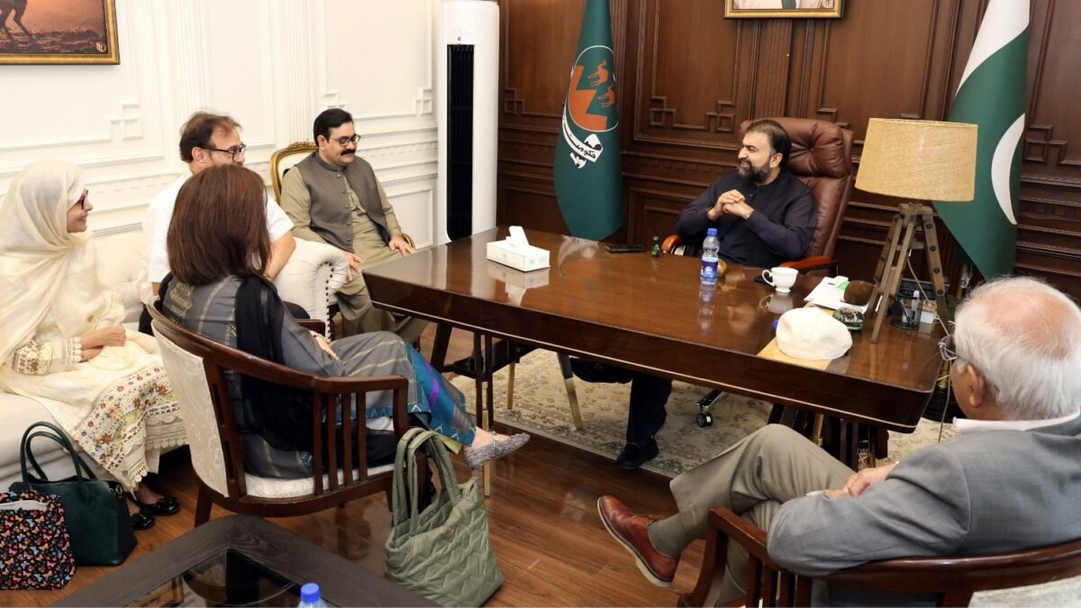 وزیر اعلیٰ سرفراز بگٹی سے انڈس ہسپتال کے وفد کی ملاقات، بیکڑ ڈیرہ بگٹی میں طبی سہولیات پر گفتگو