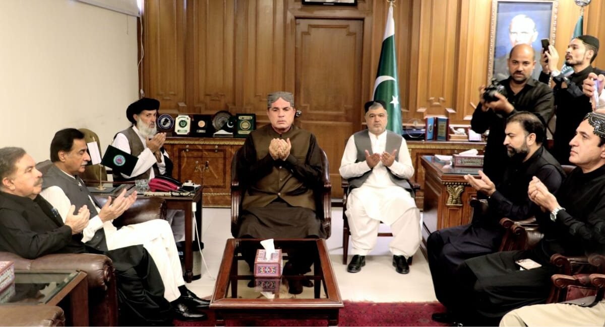 اسپیکر قومی اسمبلی ایاز صادق کی اسپیکر بلوچستان اسمبلی عبدالخالق اچکزئی سے صاحبزادے کے انتقال پر تعزیت