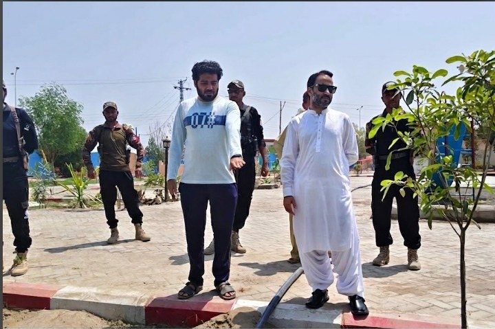 ڈپٹی کمشنر کیچ یاسر اقبال دشتی کا تربت چلڈرن اینڈ فیملی پارک کا دورہ، جلد کھولنے کا اعلان
