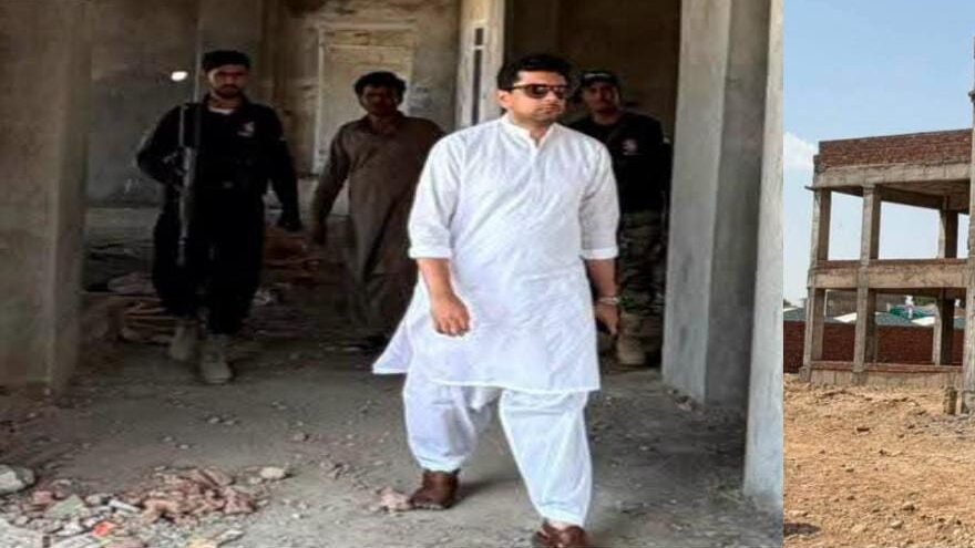 ڈی سی لورالائی محمد حسیب شجاع کا بی ایس ڈی آئی کے تحت زیر تعمیر ڈیجیٹل لائبریری اور خواتین جمنازیم کا دورہ