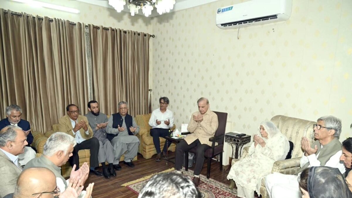 خیبر پختونخوا میں ایمرجنسی ملکی مفاد میں لگائی، اچھے نتائج نکلیں گے: وزیراعظم شہباز شریف