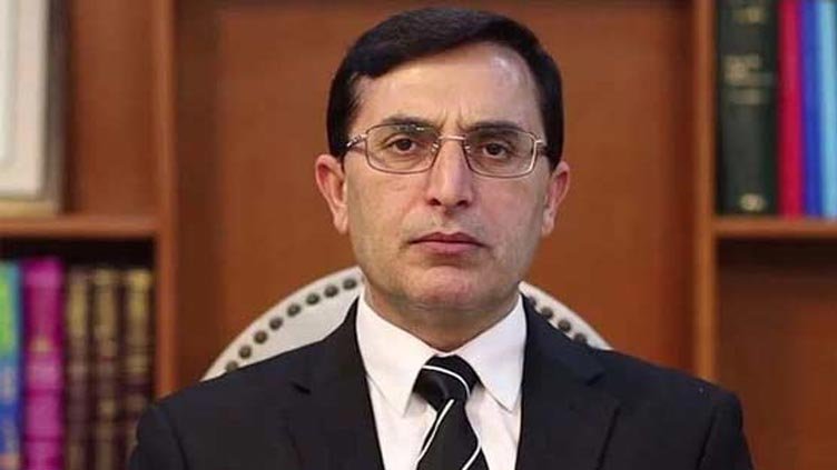 گورنر راج کے بعد خیبرپختونخوا میں سیاسی انتقام کا الزام، بیرسٹر گوہر کا حکومت پر تنقید