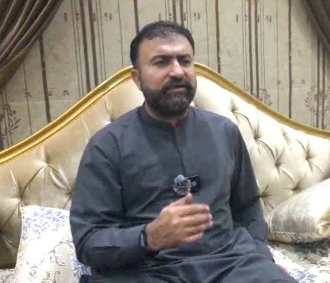 شمالی ڈیرہ بگٹی: وزیراعلیٰ بلوچستان میر سرفراز بگٹی میڈیا کے نمائندوں سے بات چیت کر رہے ہیں۔