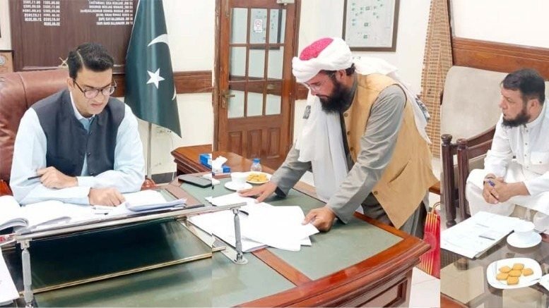 سیوی: کمشنر عرفان اللہ خان کی زیرِ صدارت کمپلینٹ ریڈریسل کمیٹی اجلاس، ہائی کورٹ کے کیس کا فیصلہ محفوظ