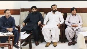 کمشنر سبی ڈویژن عرفان اللہ خان کی زیرِ صدارت محکمہ ایریگیشن اور صحت کی پروگریس ریویو میٹنگ