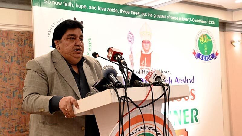 افواج پاکستان ہماری ریڈ لائن، مولانا فضل الرحمان کی تنقید بلاجواز ہے: کھیل داس کوہستانی