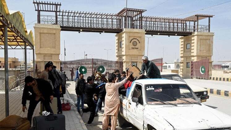 ایران بارڈر کی بندش عوام کا معاشی قتل ہے، مولانا عبدالواسع اور آغا محمود شاہ