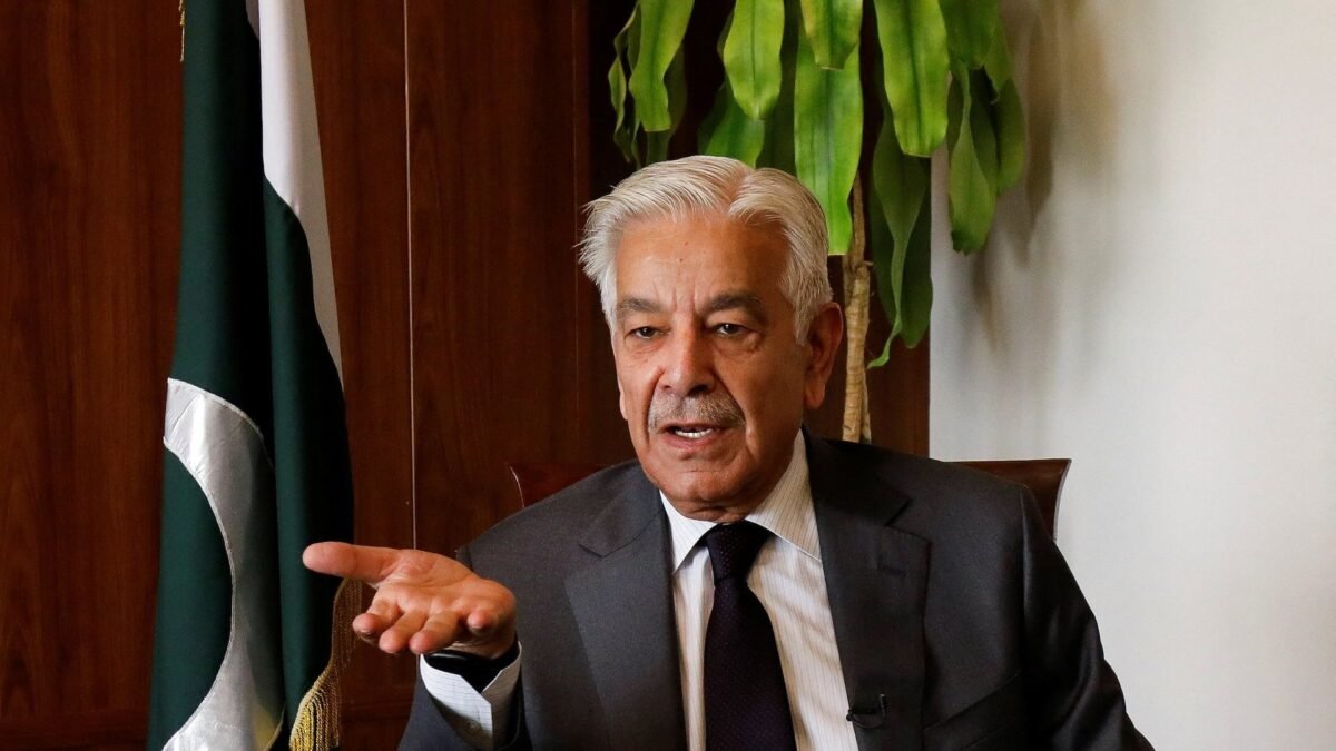 خواجہ آصف: سعودی عرب کا دفاع پوری قوت سے کریں گے، تہران اجلاس سے پیش رفت کا امکان