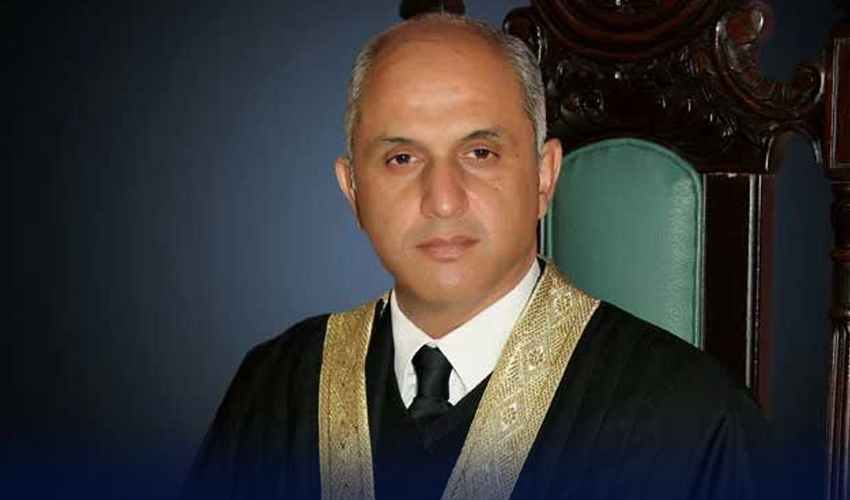لاہور ہائیکورٹ کے جج محسن اختر کیانی کا استعفیٰ، آئینی ترامیم پر تحفظات کا اظہار